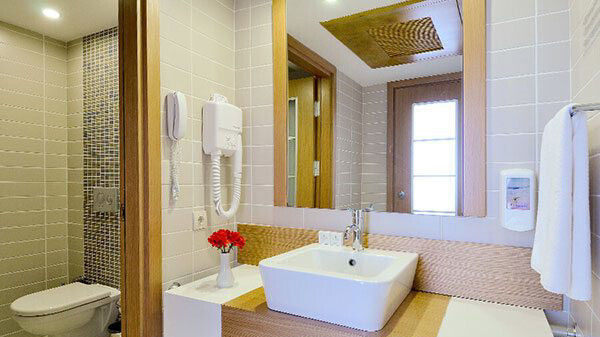 Ladonia Hotels Adakule